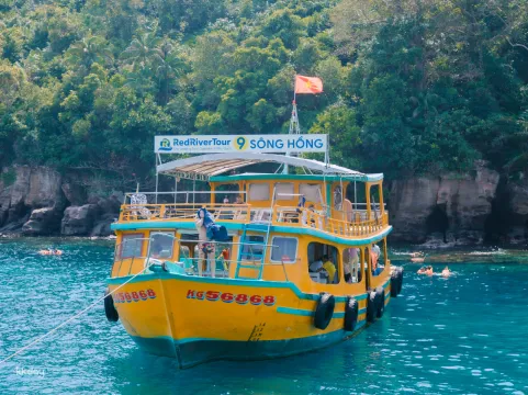 Day Tour | Phu Quoc 2 Islands Wooden Junk Cruise Tour: Coral Reef Snorkeling, Fishing Experience, Lunch on the deck (Flycam Shooting included) | Vietnam